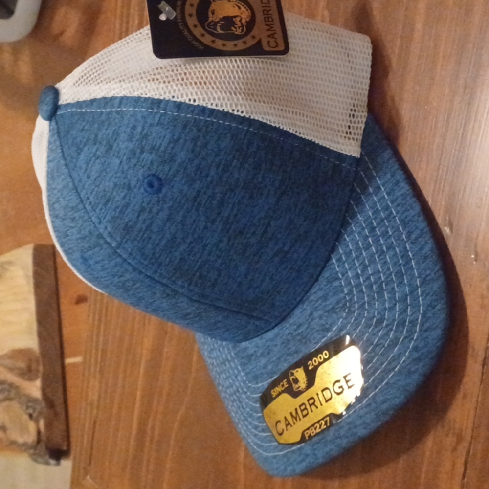 Cambridge Hat